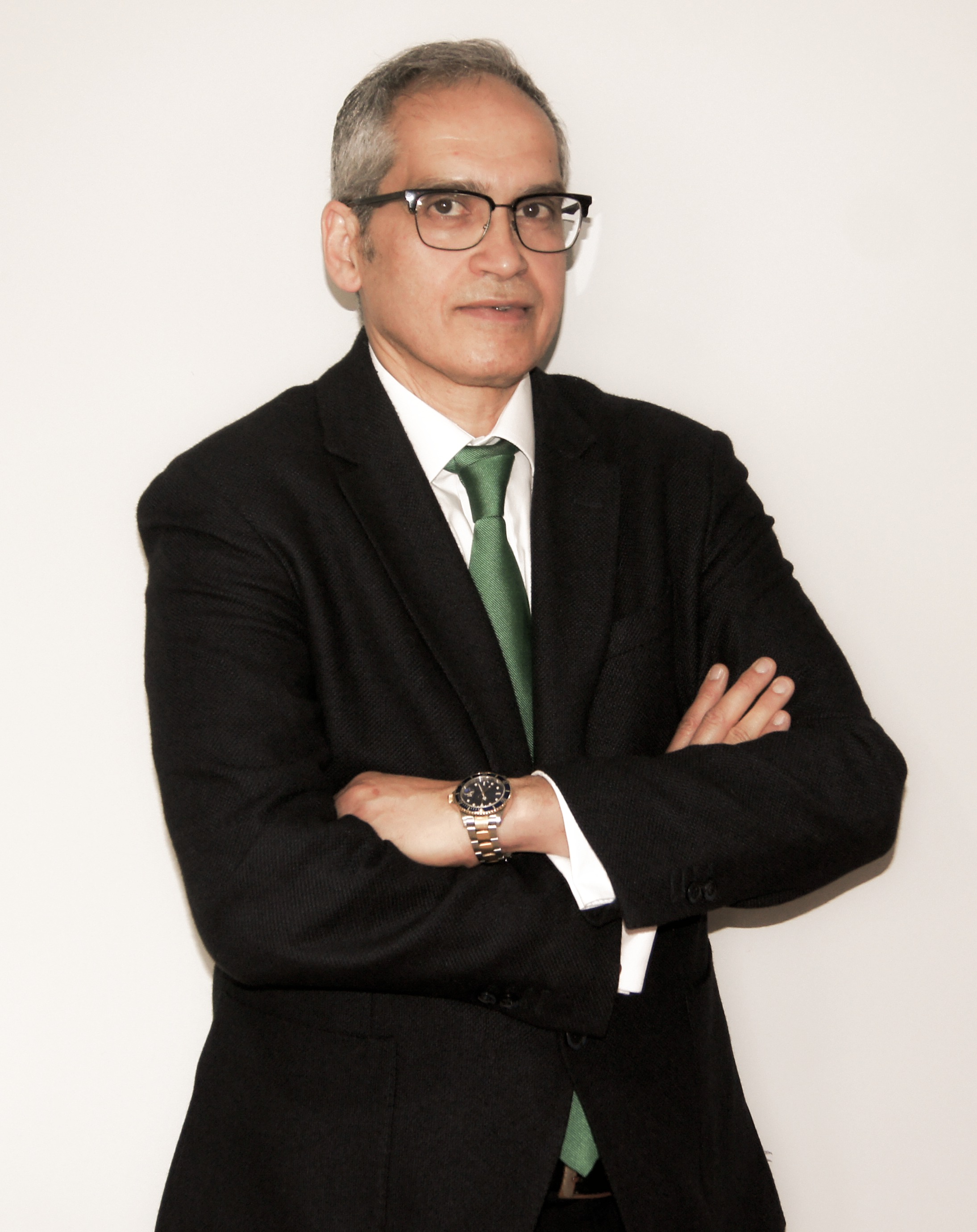 Prof.Dr.Hossam El Ganzouri.