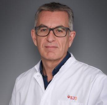 Dr.César Galo García Fontecha.